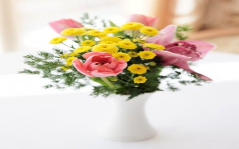 Cách cắm hoa cúc đẹp mang sung túc vào nhà ngày Tết